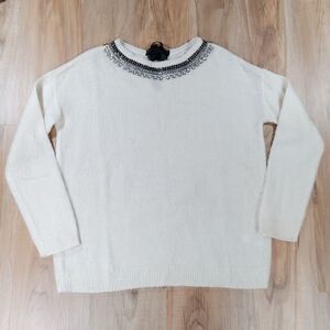 🔹️Hinge Cream Mohair Blend Bejeweled Neck Sweater Small